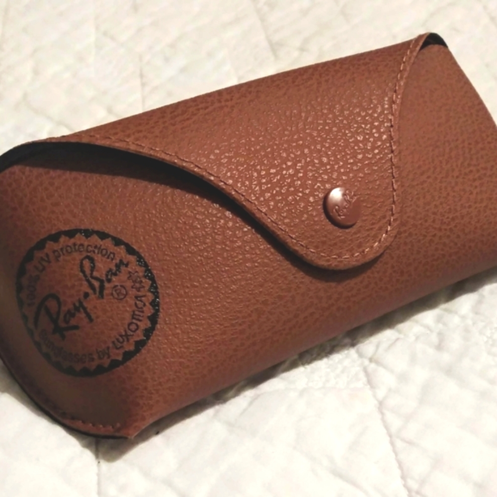 Ray Ban Case, snap closure brown leather sunglasses Holder, NWOT